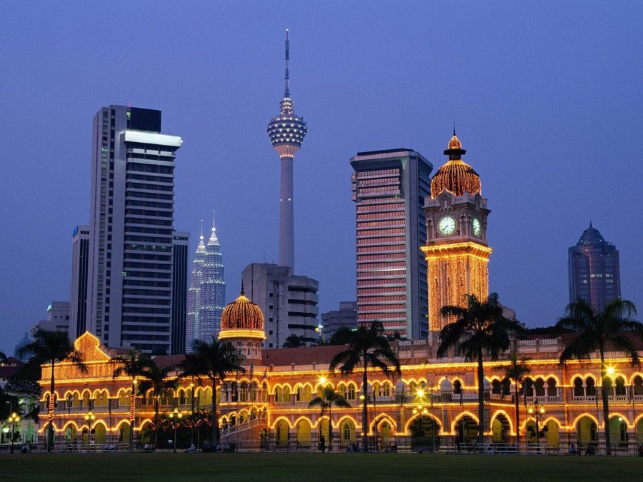 Ambiguous dynamics of the Malaysian economy and targets